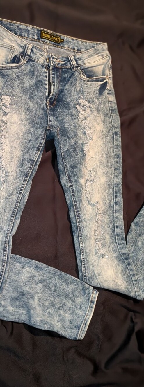 Light Wash Straight Leg Jeans